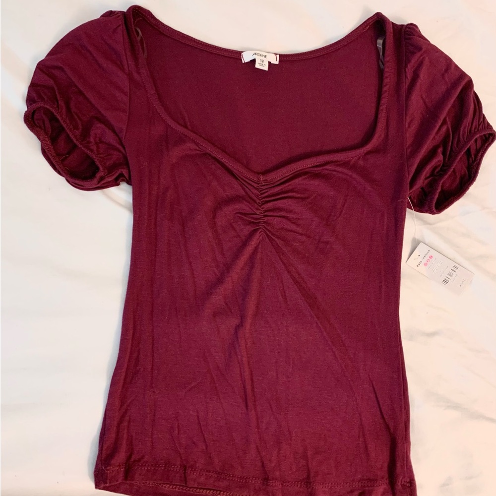 NWT🌹Elegant and Classy Shirt - Burgundy